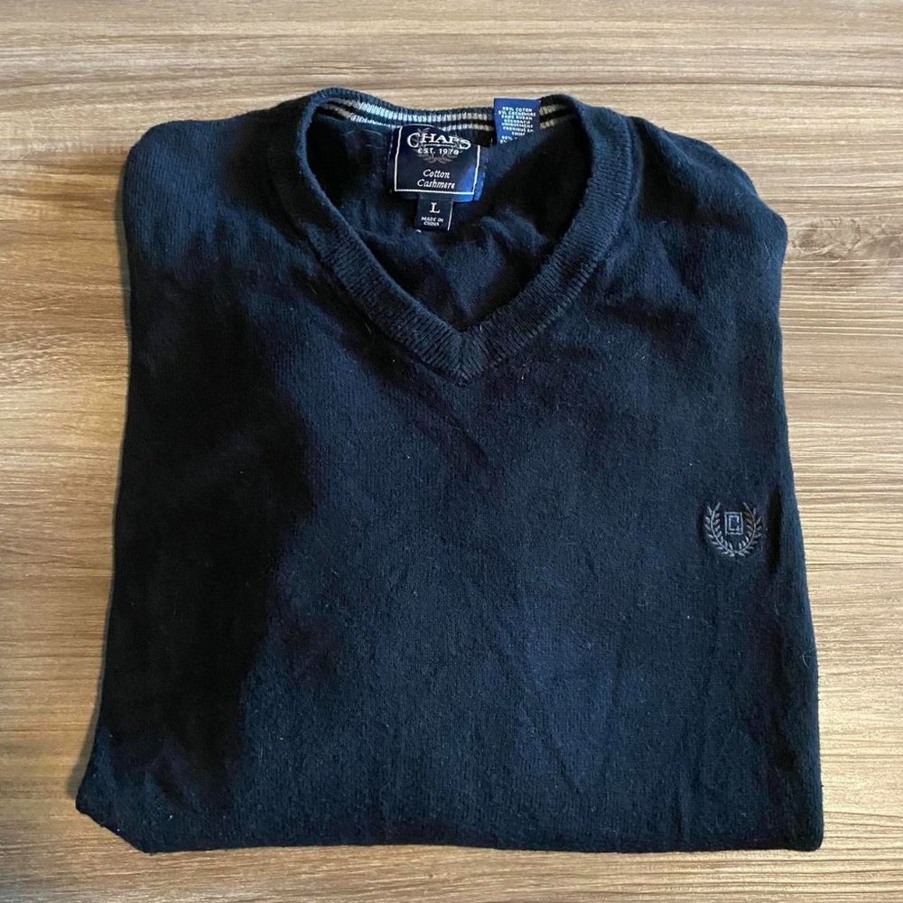 chaps v neck sweater size large